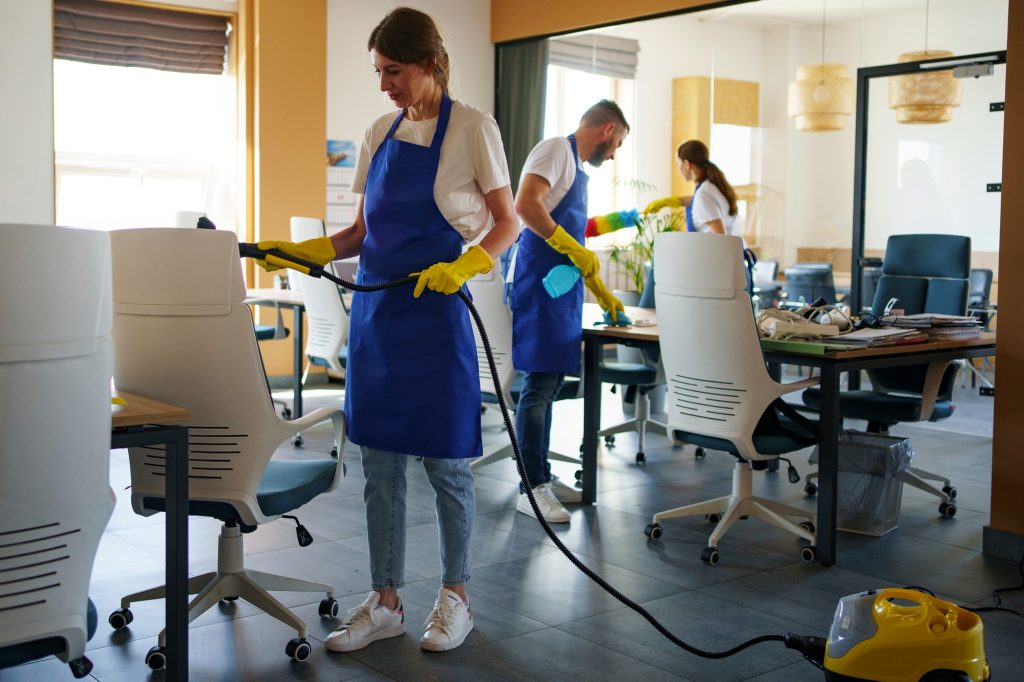 Spesialis Outsourcing Cleaning Service