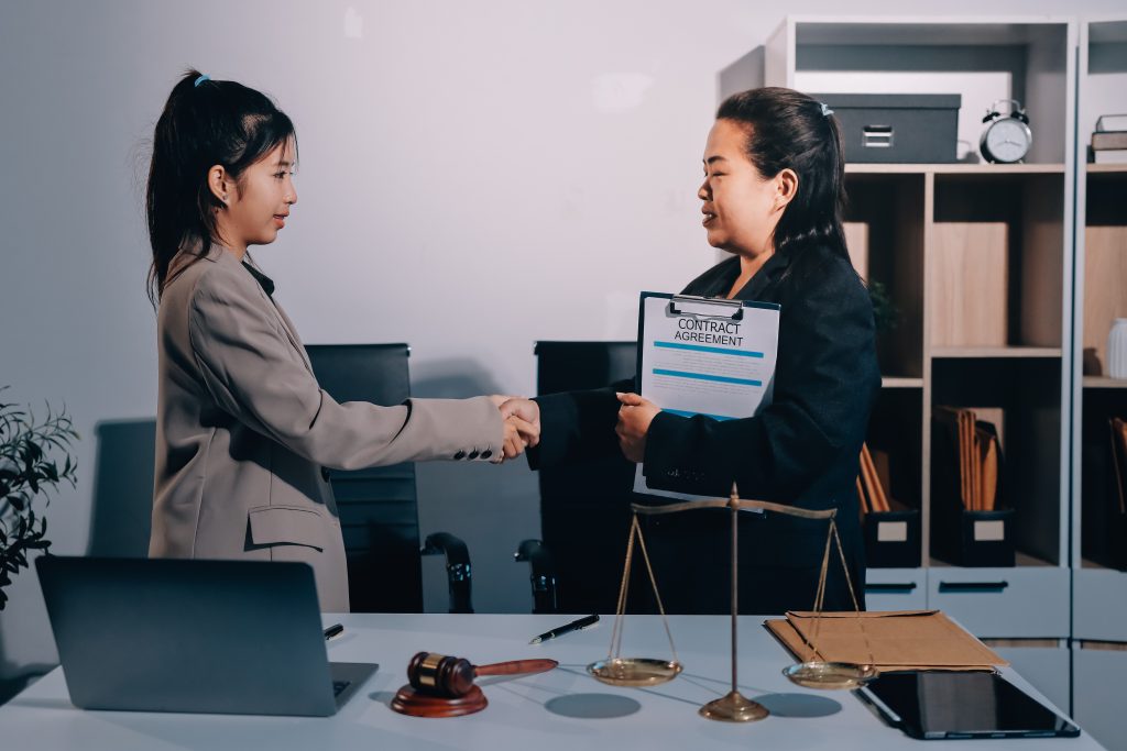 Outsourcing vs Rekrutmen Internal